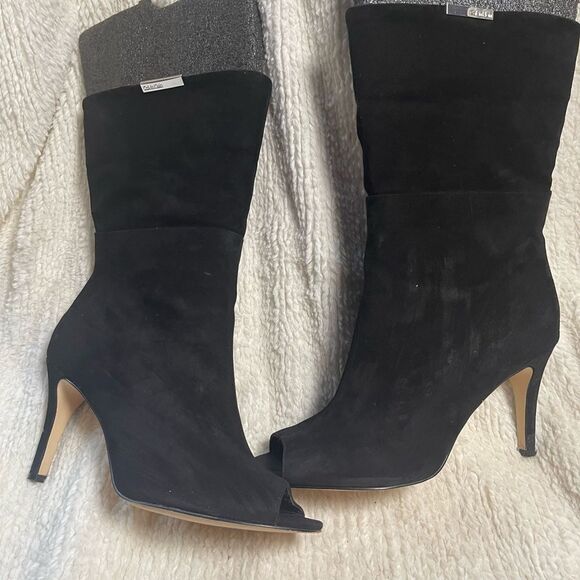 Calvin Klein versatile ankle Black faux suede Peep-Toe Ankle Boots SZ11 - Picture 7 of 11